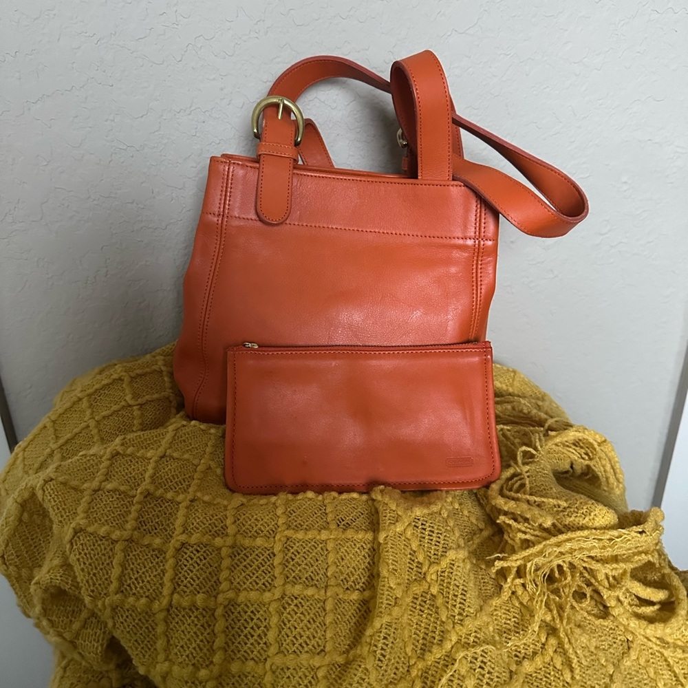 COACH VINTAGE 4157 Orange LEATHER
Waverly SOHO Shoulder BUCKLE BAG with wallet